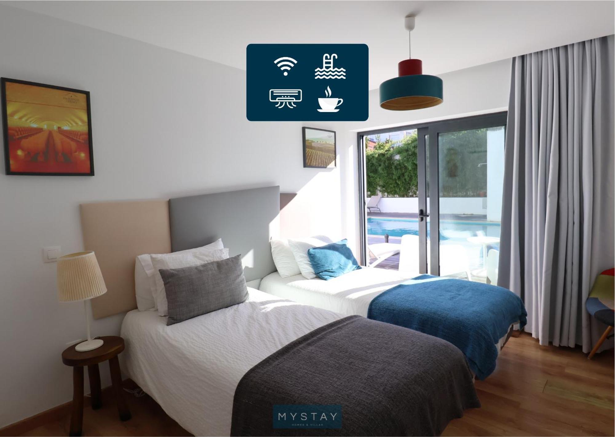 Mystay - Casa De Baco Igrejinha Bilik gambar