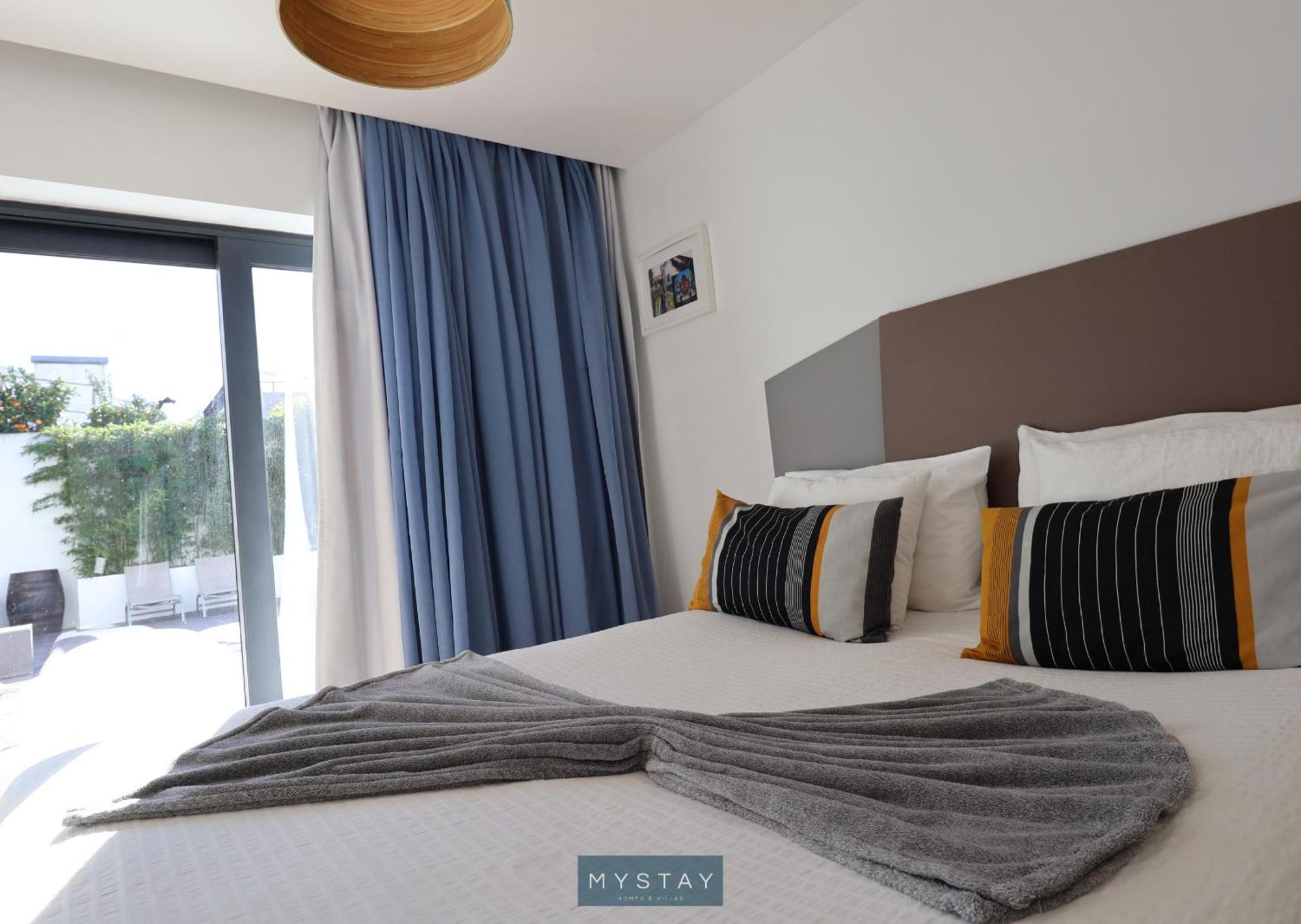 Mystay - Casa De Baco Igrejinha Bilik gambar